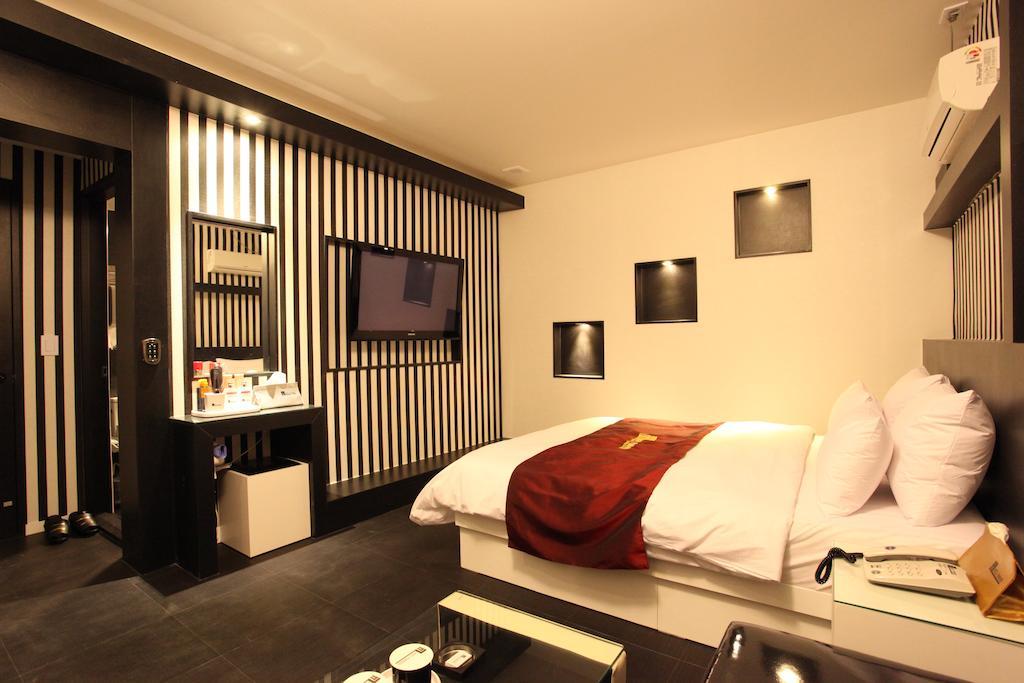 Hotel Pharaoh Seoul Exterior photo