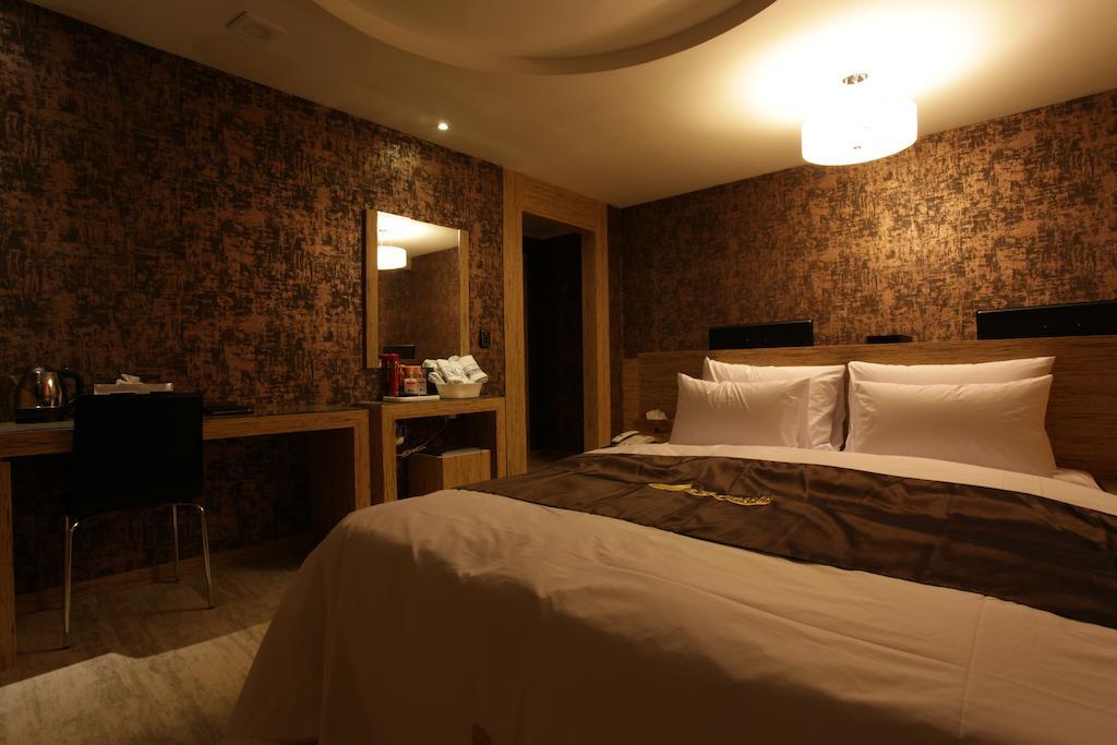 Hotel Pharaoh Seoul Exterior photo